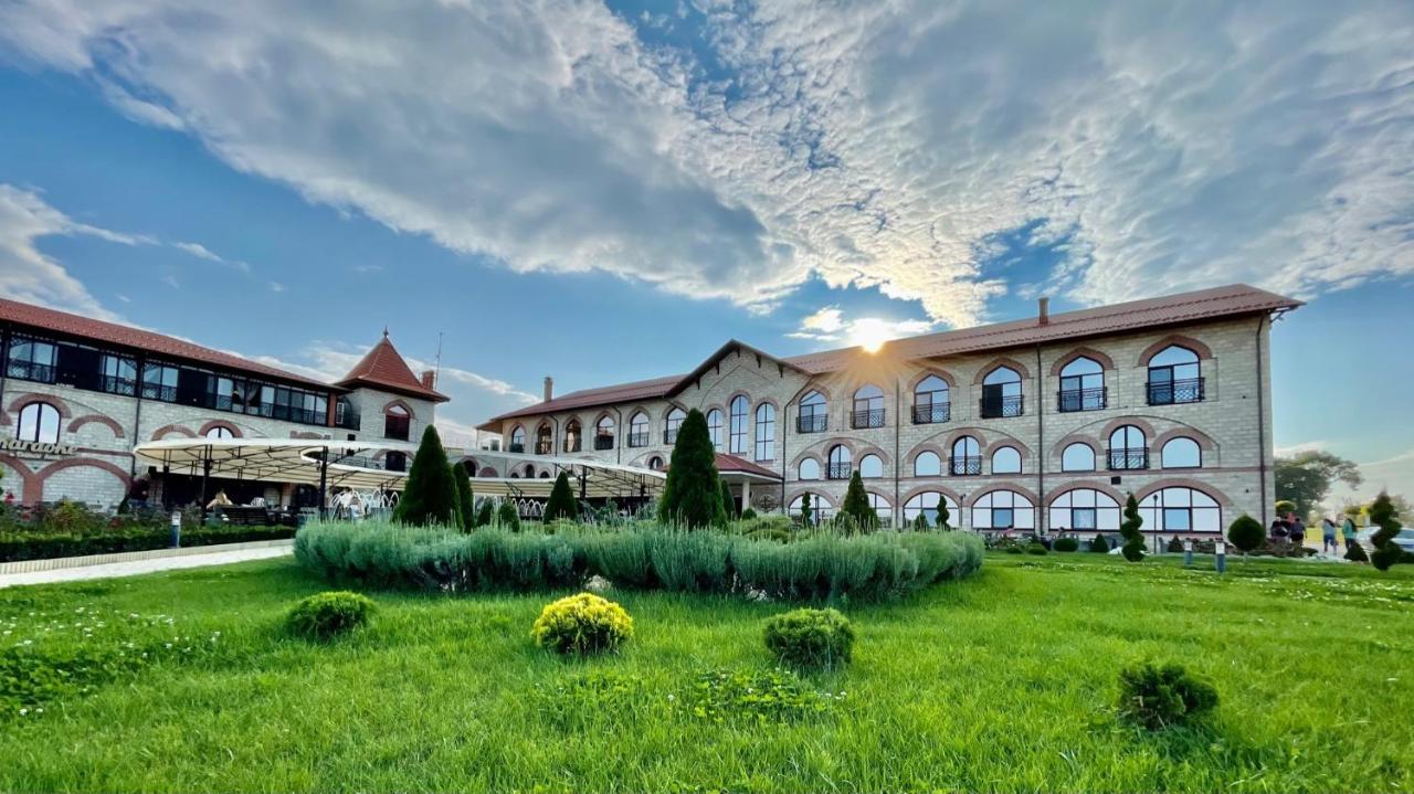 Старый Бастион Hotell Bender Eksteriør bilde