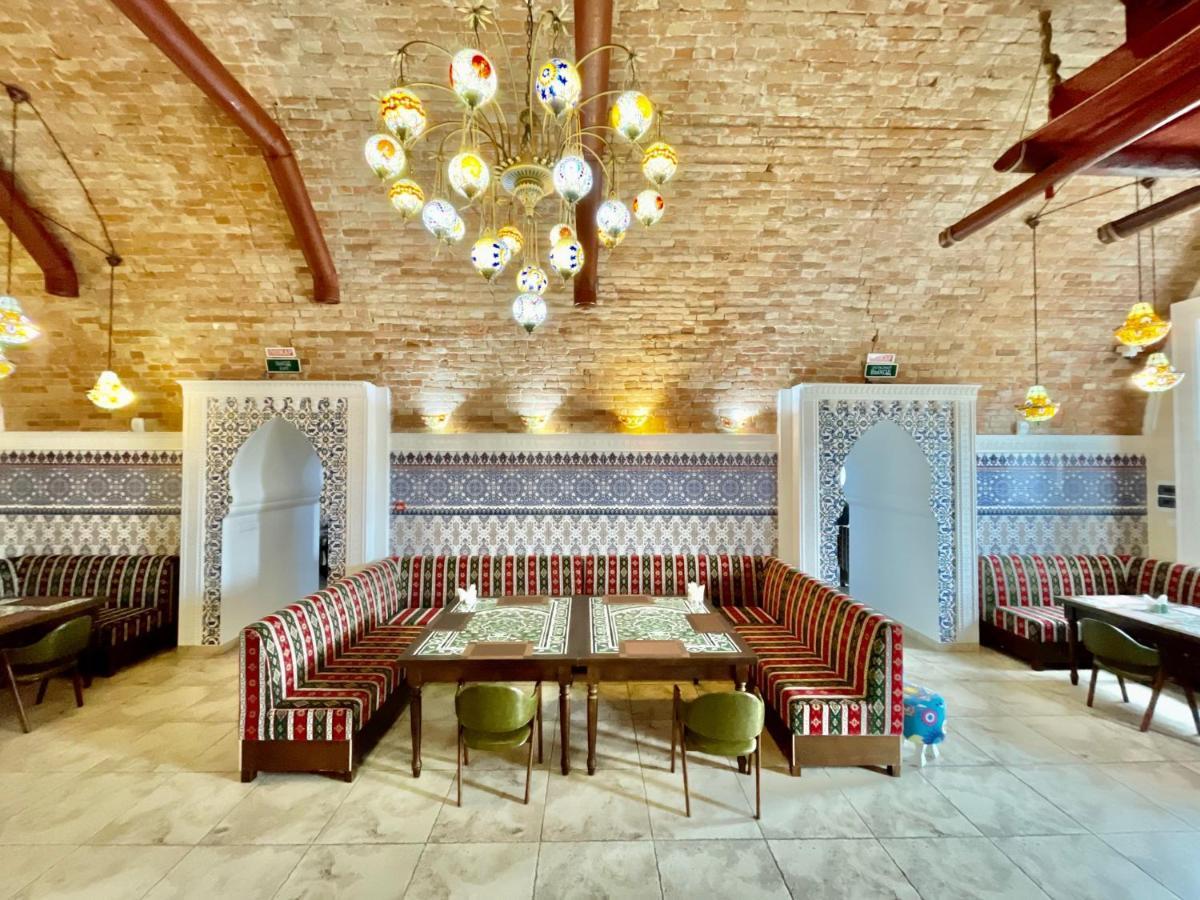 Старый Бастион Hotell Bender Eksteriør bilde
